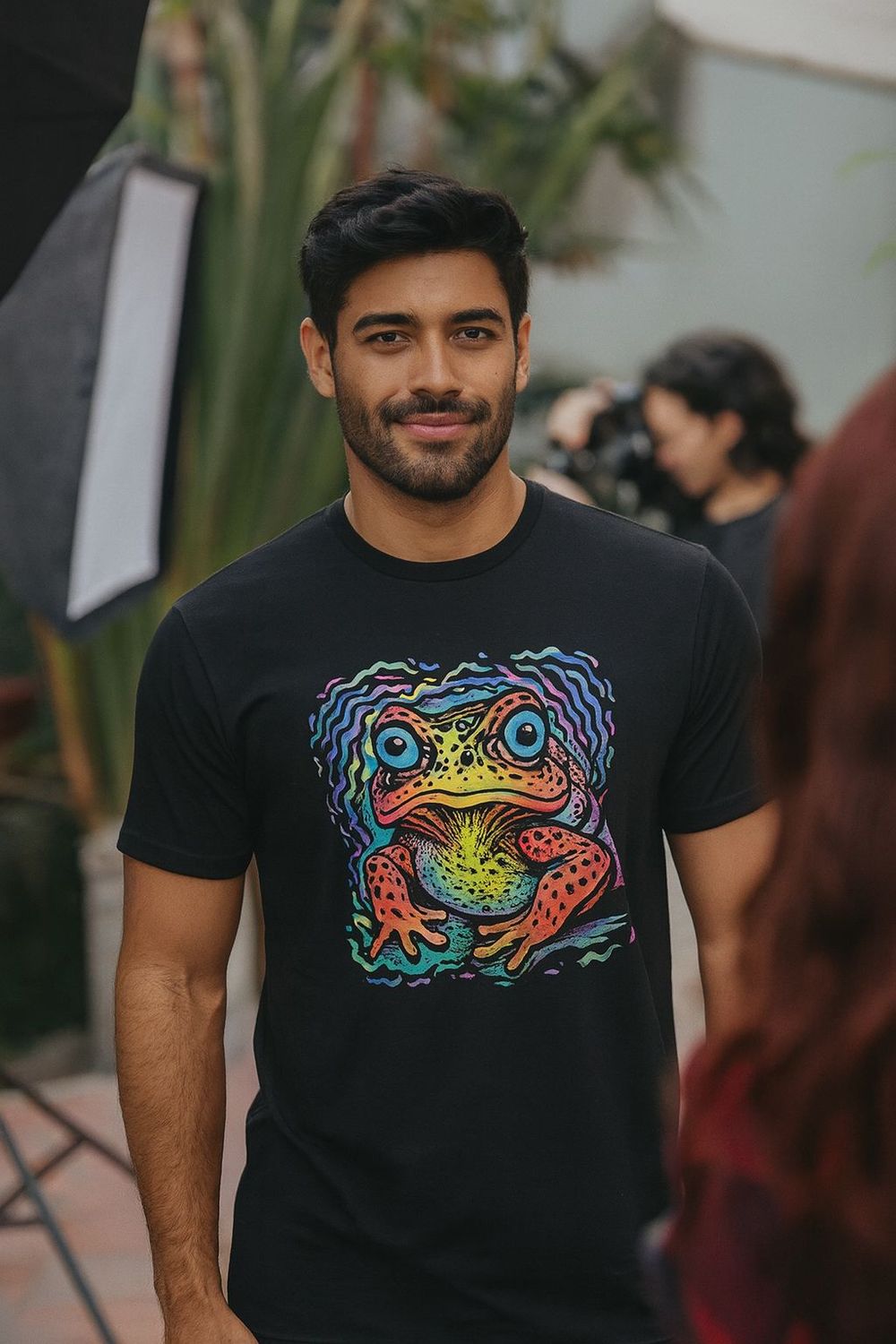 PLAYERA NEGRA SAPO TRIP