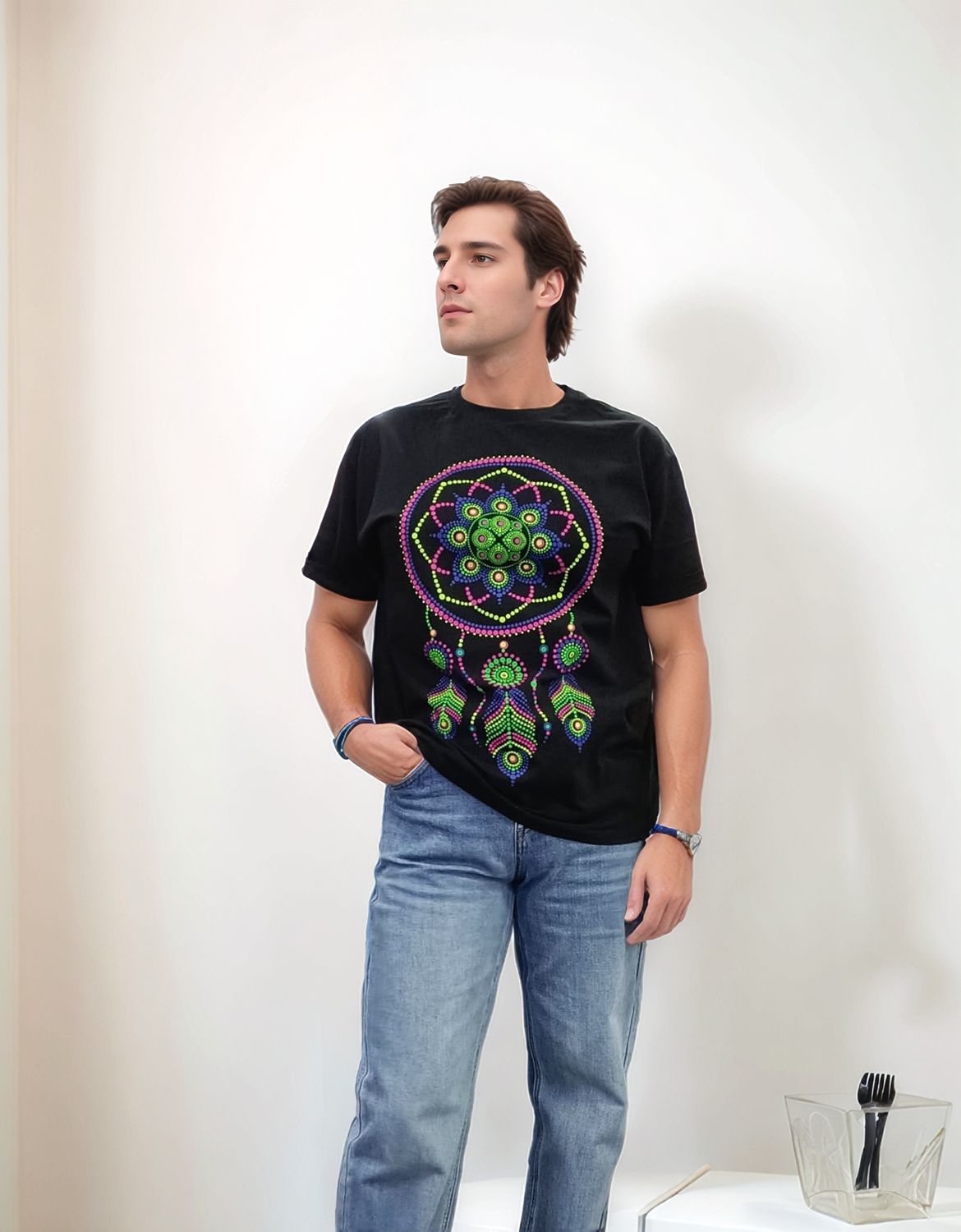 PLAYERA NEGRA ATRAPASUEÑOS HUICHOL