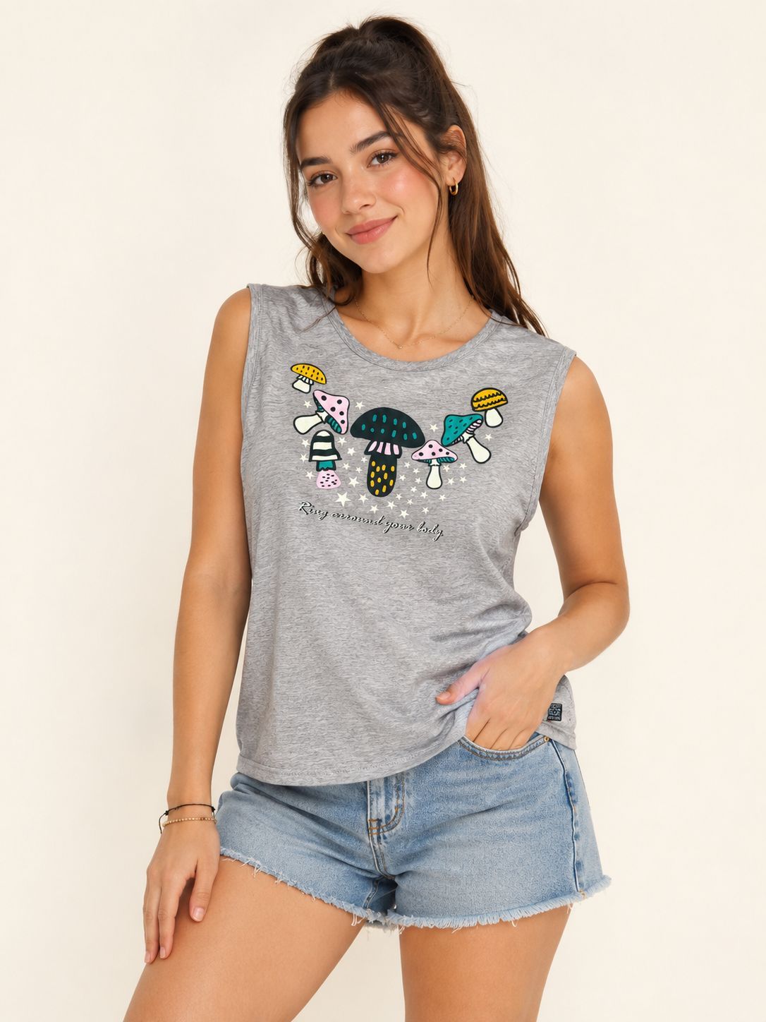 BLUSA ESPALDA ESCOTADA COLLAR DE HONOS