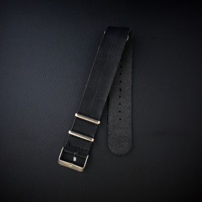 NATO strap light black in PU leather 18 mm