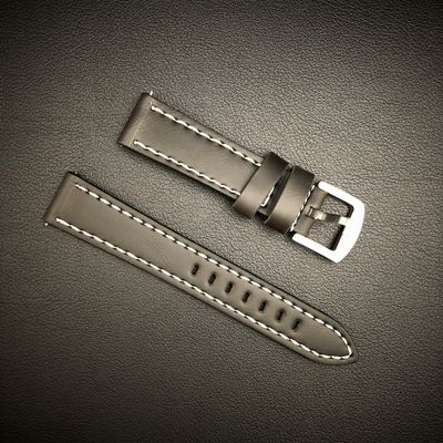 Klockarmband i svart läder med vita sömmar – 18mm, 20mm, 22mm