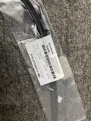 ใบปัดน้ำฝนกระจกหลัง PORSCHE PANAMERA แท้