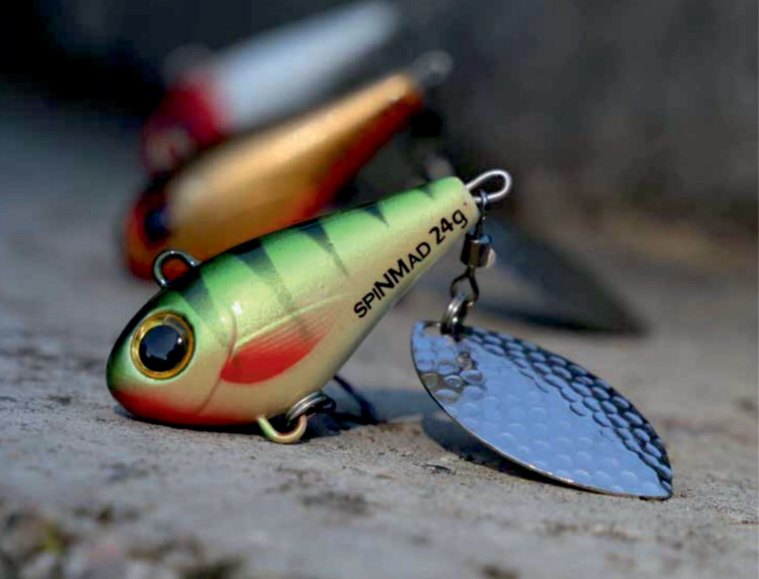 Tail Spinner JIGMASTER 8 gr