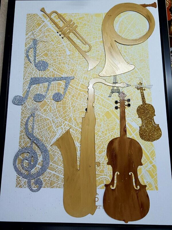violin y saxofon decorado en chapa