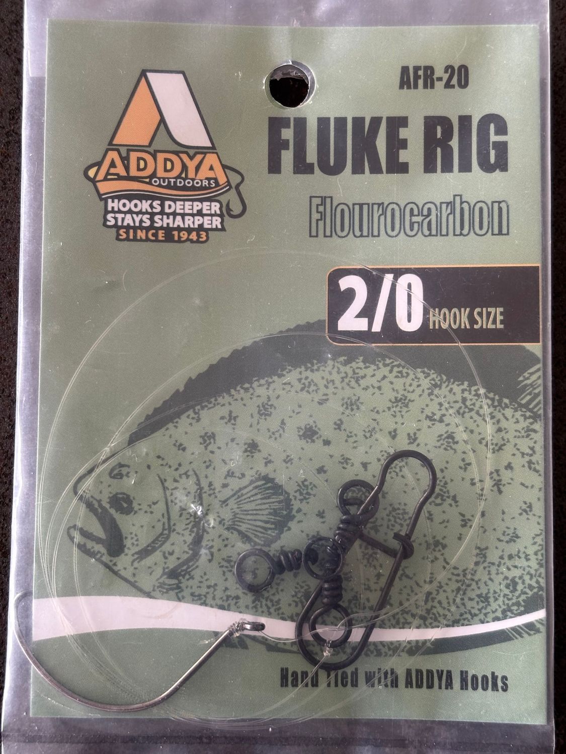 FLUKE RIG- Two Black Octopus Hooks, 30lb Flourocarbon, Black Crane Swivel (2 count)