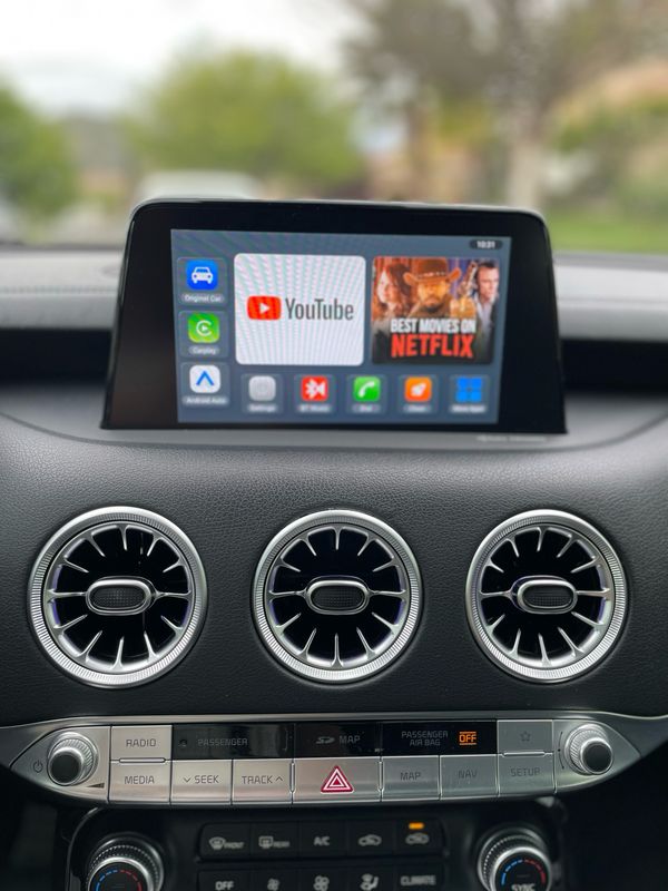 Wireless Carplay + Youtube & Netflix