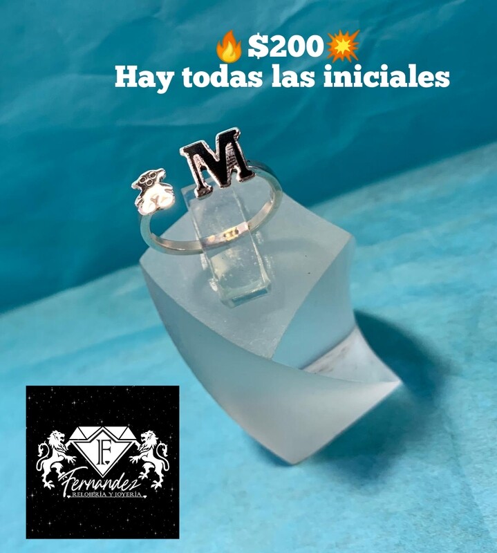 Anillo con inicial