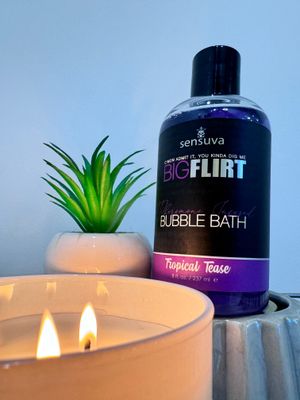 Big Flirt Pheromone Infused Bubble Bath Big Flirt Pheromone Infused Bubble Bath