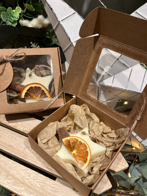 Single Hanging Scented Star spiced orange (gift boxed)