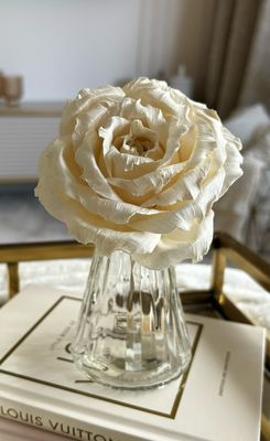 Flower diffusers