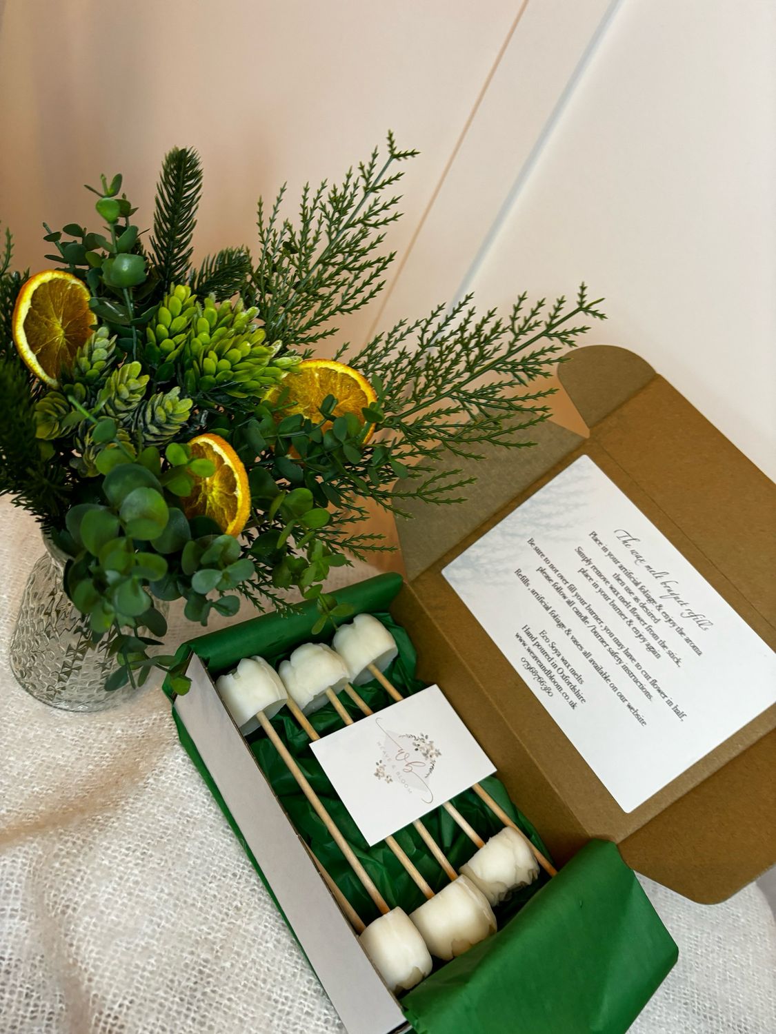 Christmas Wax Melt Bouquet in vase Spiced Orange