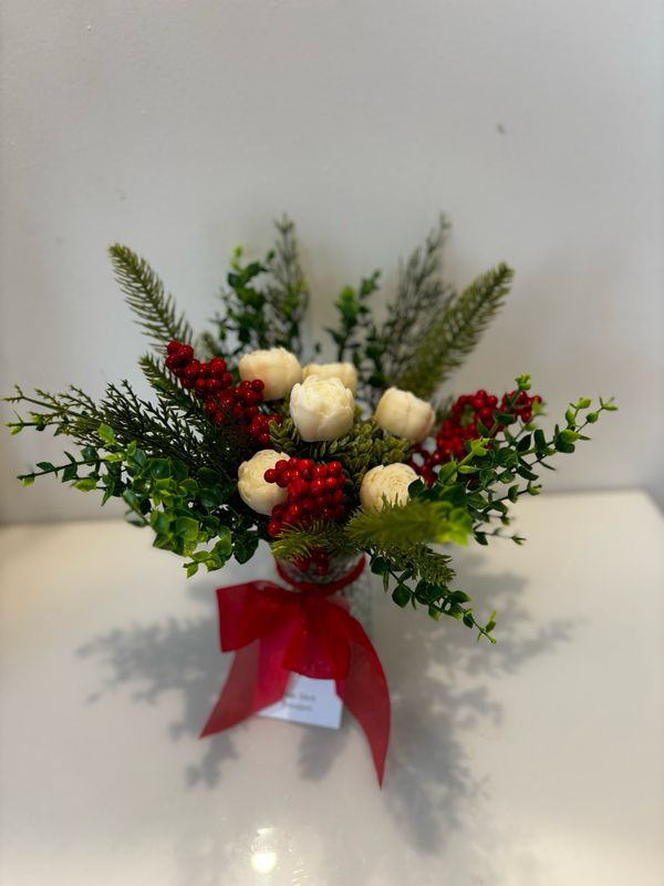 Christmas Wax Melt Bouquet vase collection Winter Berries