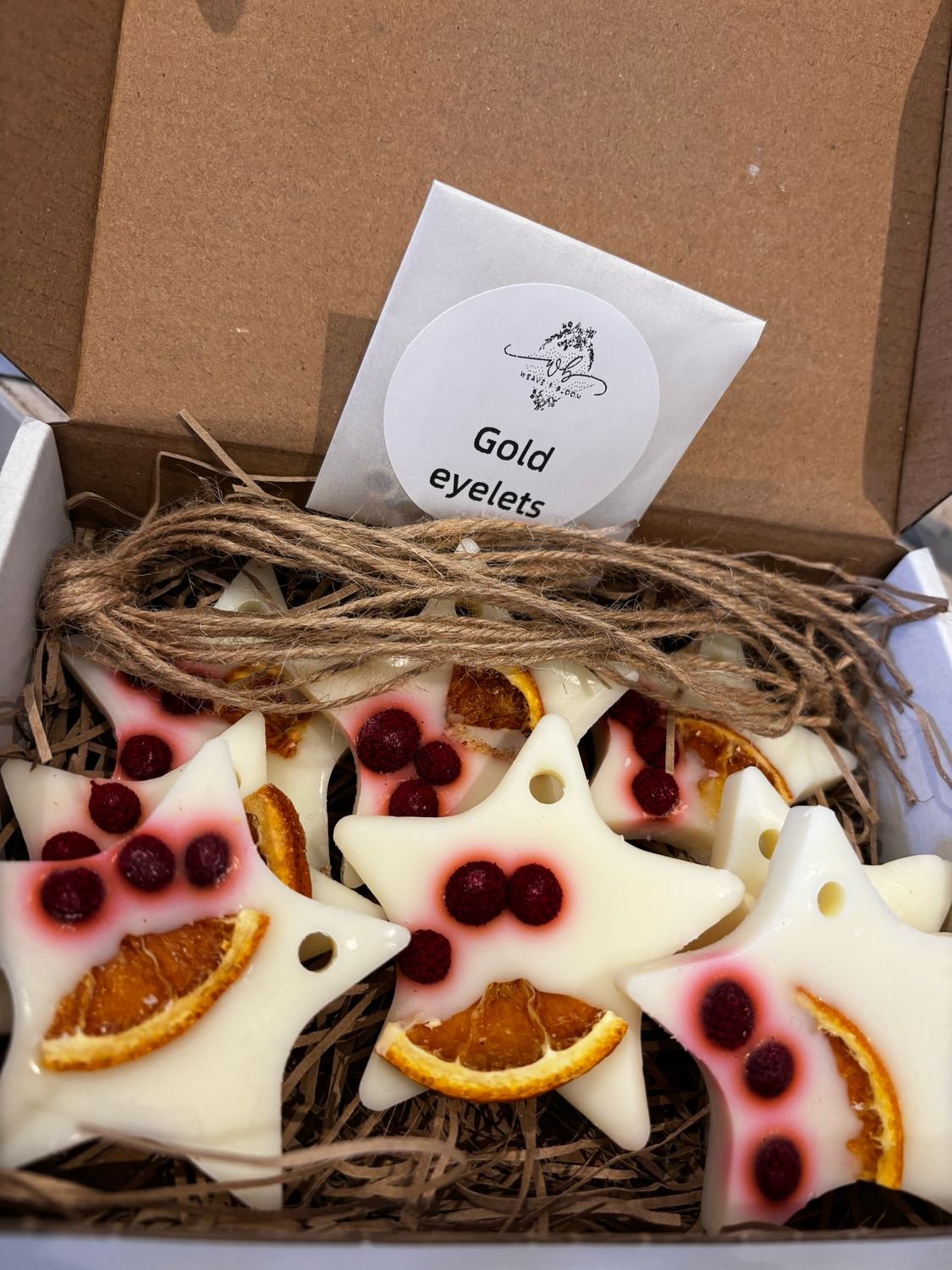 Hanging Wax Melt Stars Cranberry , orange & cinnamon 8 pack Hanging Wax Melt Stars Cranberry , orange & cinnamon 8 pack