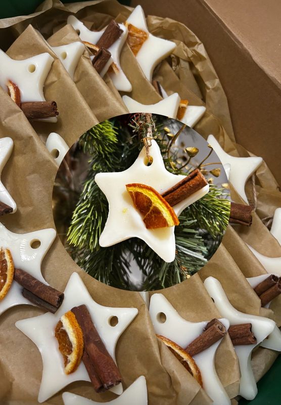 Hanging Wax Melt Stars spiced orange 25 pack