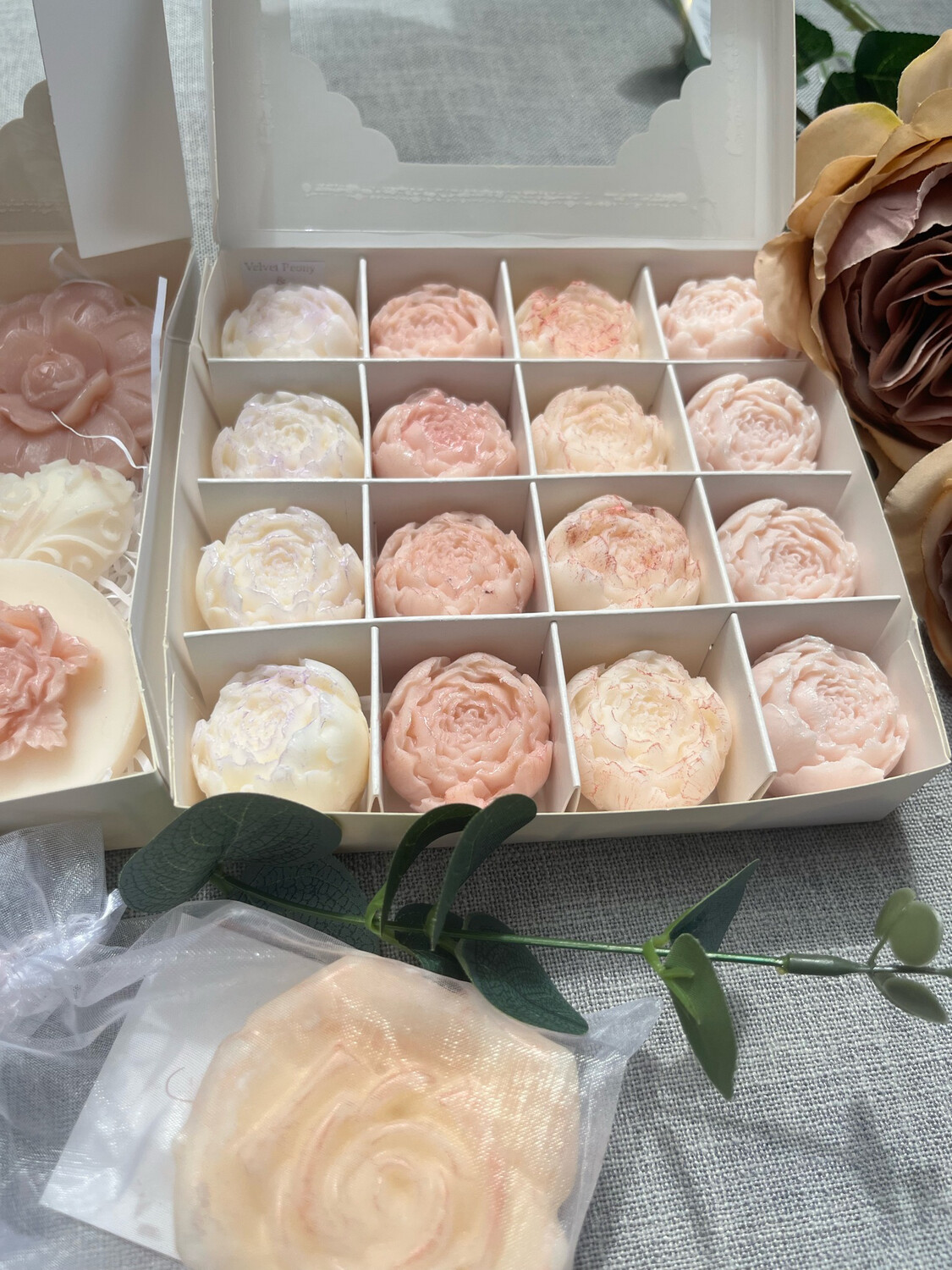 Peony & Rose Selection Box Peony & Rose Selection Box