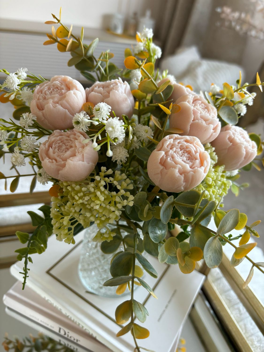 Vase collection pink wax melt bouquet Vase collection pink wax melt bouquet