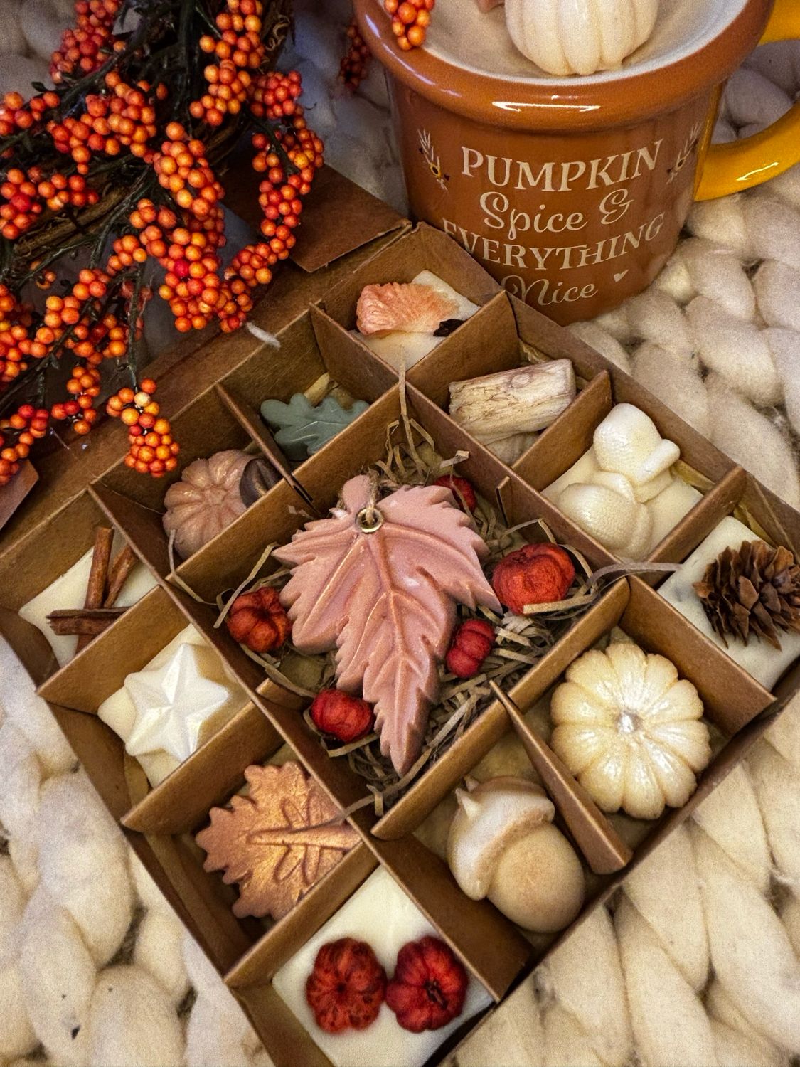 The 12 Scents Of Autumn The 12 Scents Of Autumn