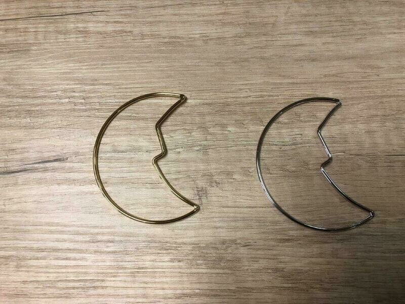 Hängerform Mond