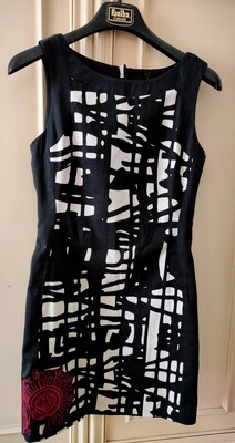 Abito Desigual. Taglia 36 (40 italiana)