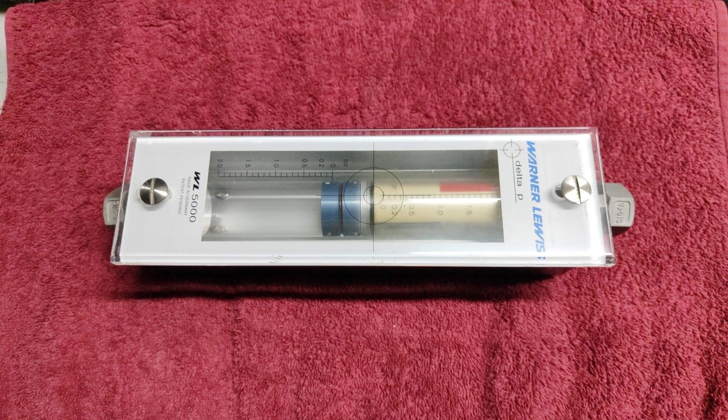 Gebrauchter Kolben Differenzdruckmanometer Warner Lewis WL 5000 Gebrauchter Kolben Differenzdruckmanometer Warner Lewis WL 5000