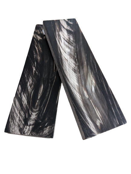 Büffelhorn Griffschalen black/white 125x40x8,5mm Büffelhorn Griffschalen black/white 125x40x8,5mm