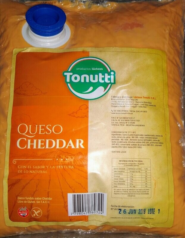Queso cheddar untable Tonutti