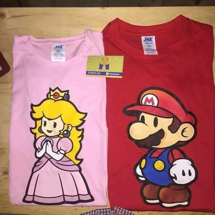 Playera de algodón 100%  de color personalizada con parche sublimable