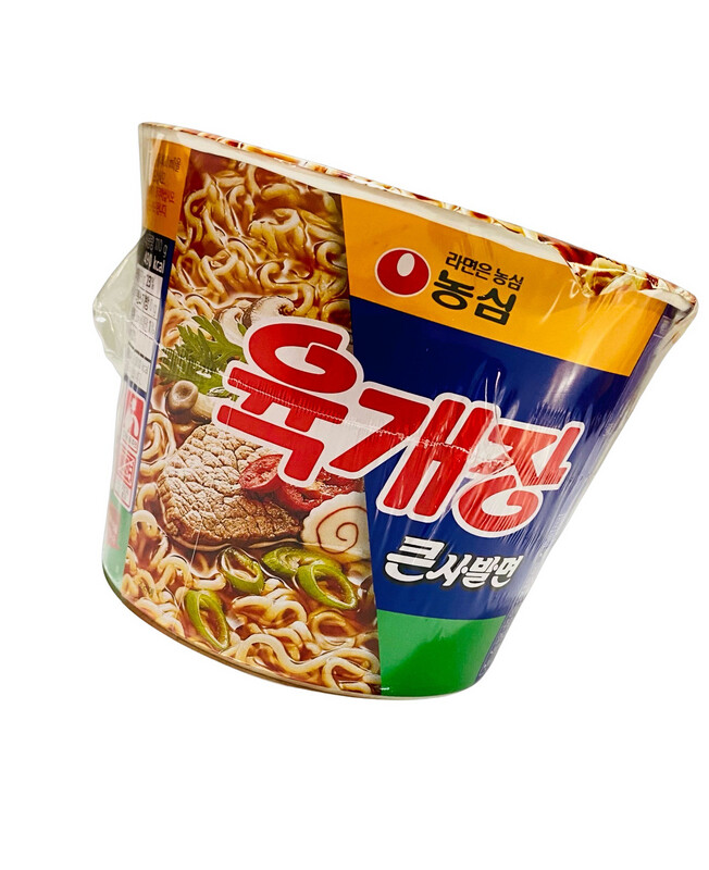 Nongshim Yukgaejang (Spicy Beef Noodle Soup)