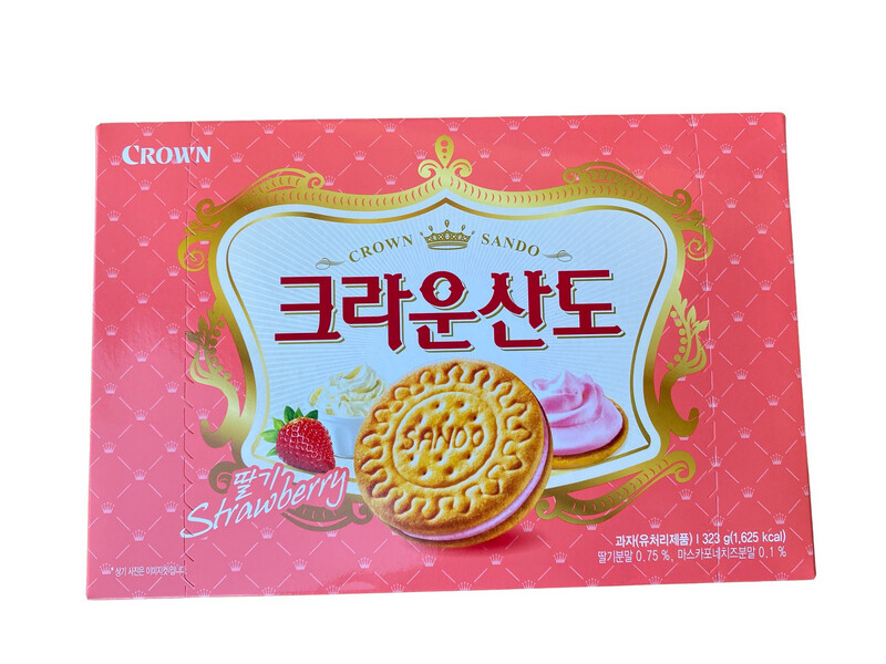Crown Sando Strawberry &amp; Cream (box of 8)