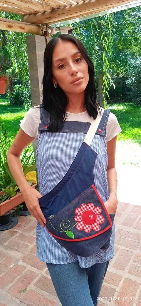 JUMPER BANDOLERA FLOR