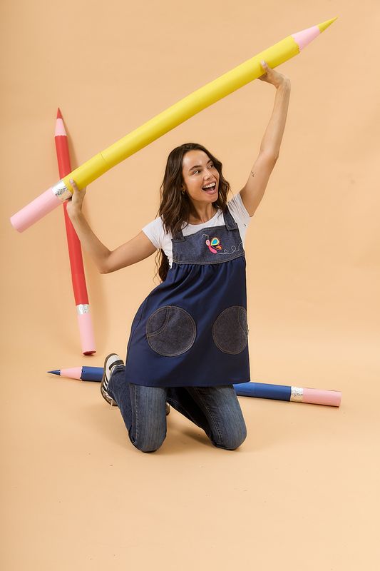 CAPRICHOSA AZUL con mariposa