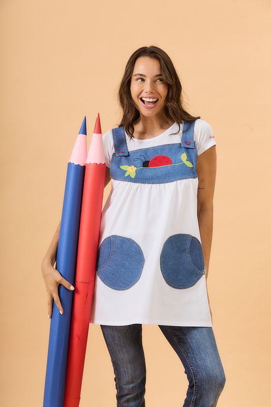 Caprichosa blanco con jeans con vaquita de San Antonio