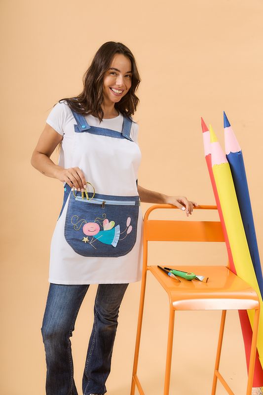 JUMPER BLANCO con cierre CON HADA