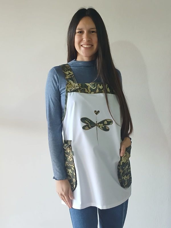 jumper INTELIGENTE camuflado verde  con libelula
