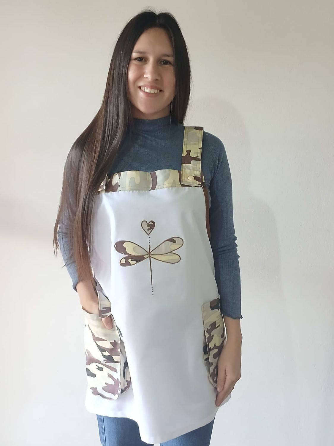 JUMPER BLANCO CAMUFLADO CON LIBÉLULA JUMPER BLANCO CAMUFLADO CON LIBÉLULA