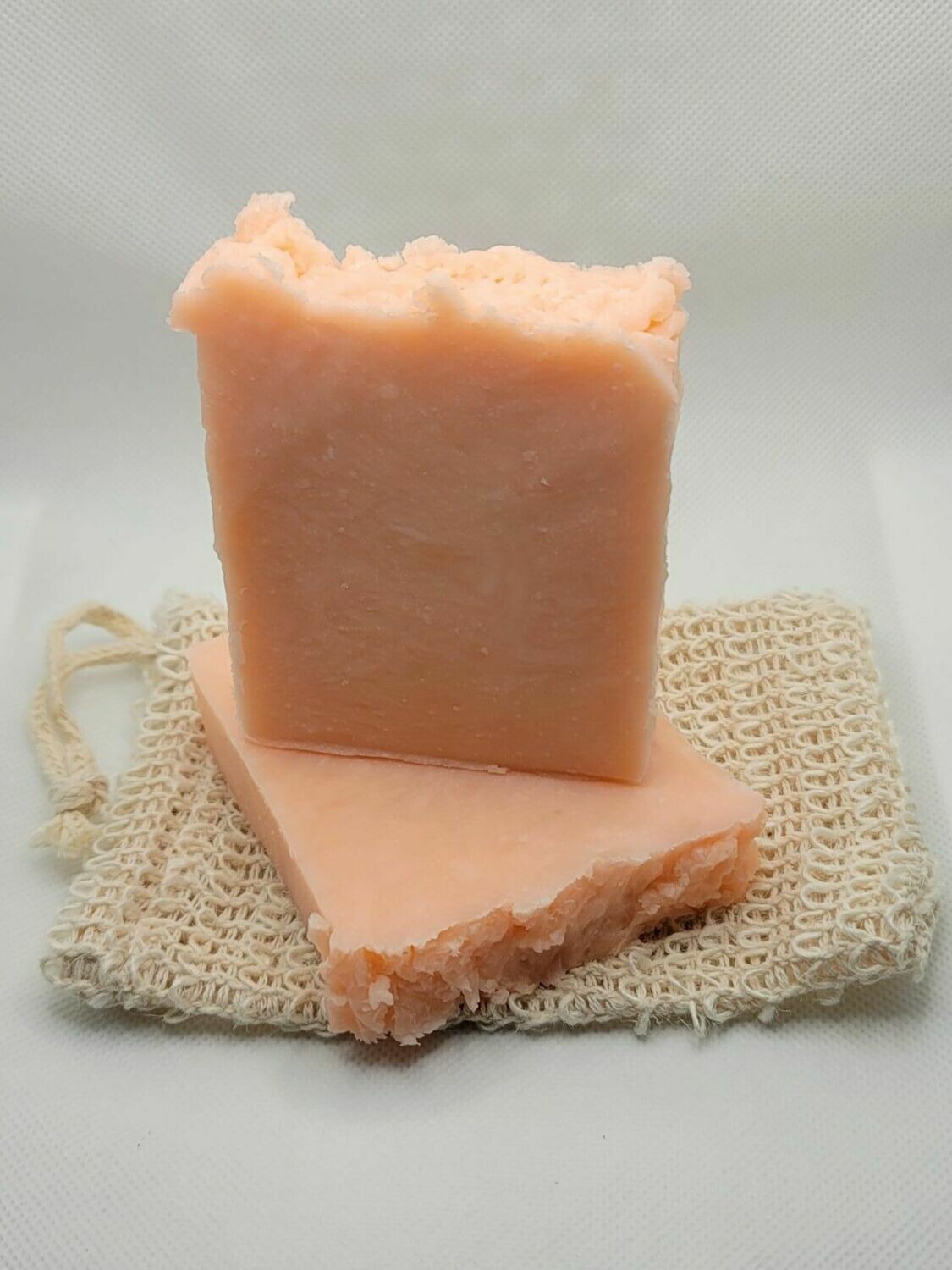 WillieDell&#39;s Natural Japanese Cherry Blossom w/ Ramie Soap Saver Pouch