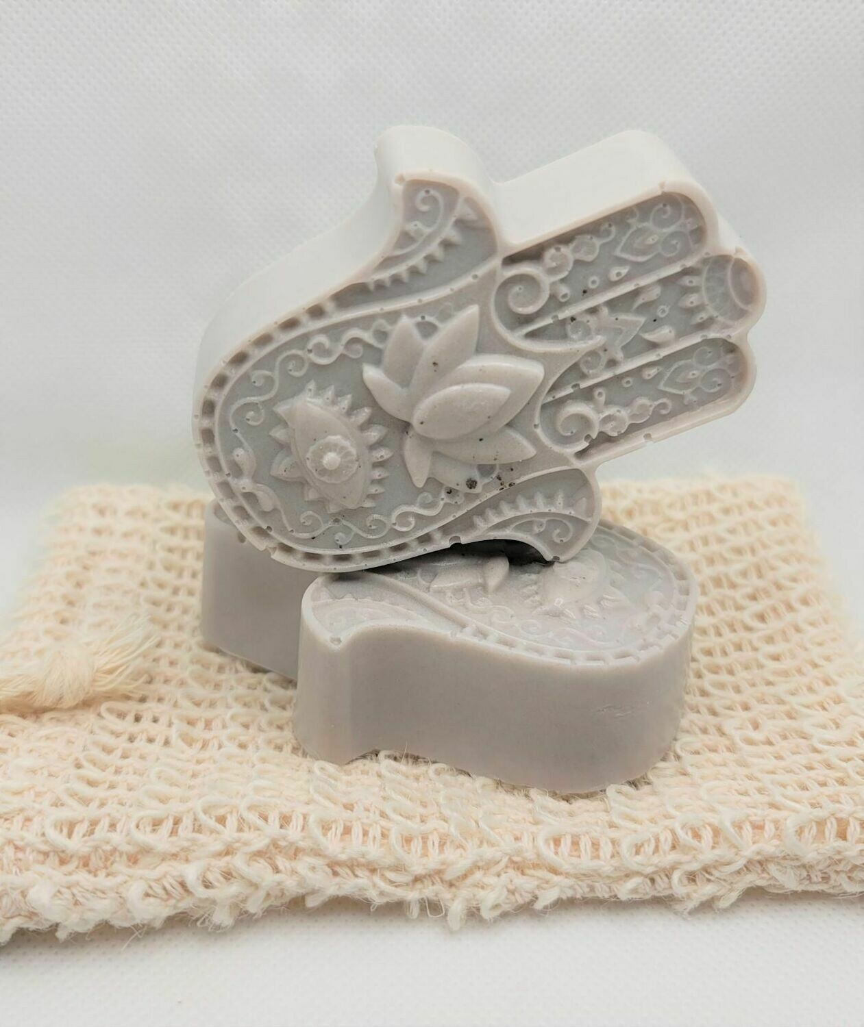 Lotus Hamas Soap (Lavender &amp; Sage) w/ Natural  Exfoliating Ramie Bag/Soap Saver