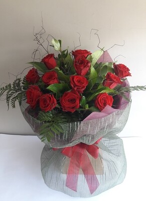 Red Roses in Water filled box