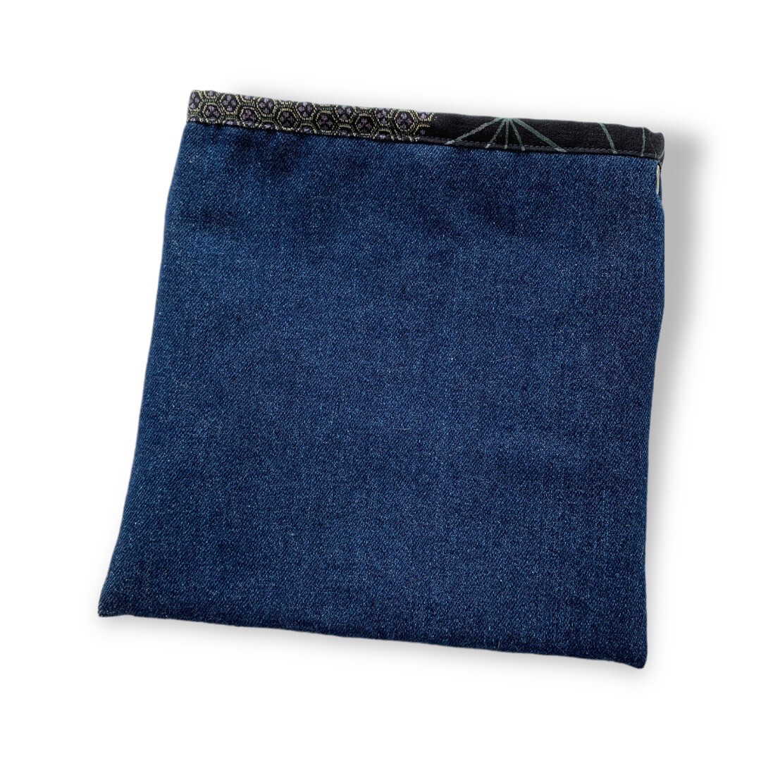Zipper Pouch With Removable Shoulder Strap