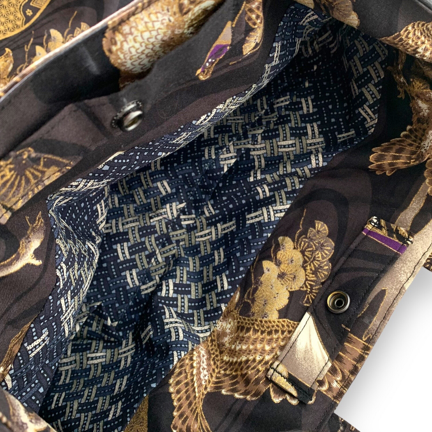 Shoulder Bag With Knot