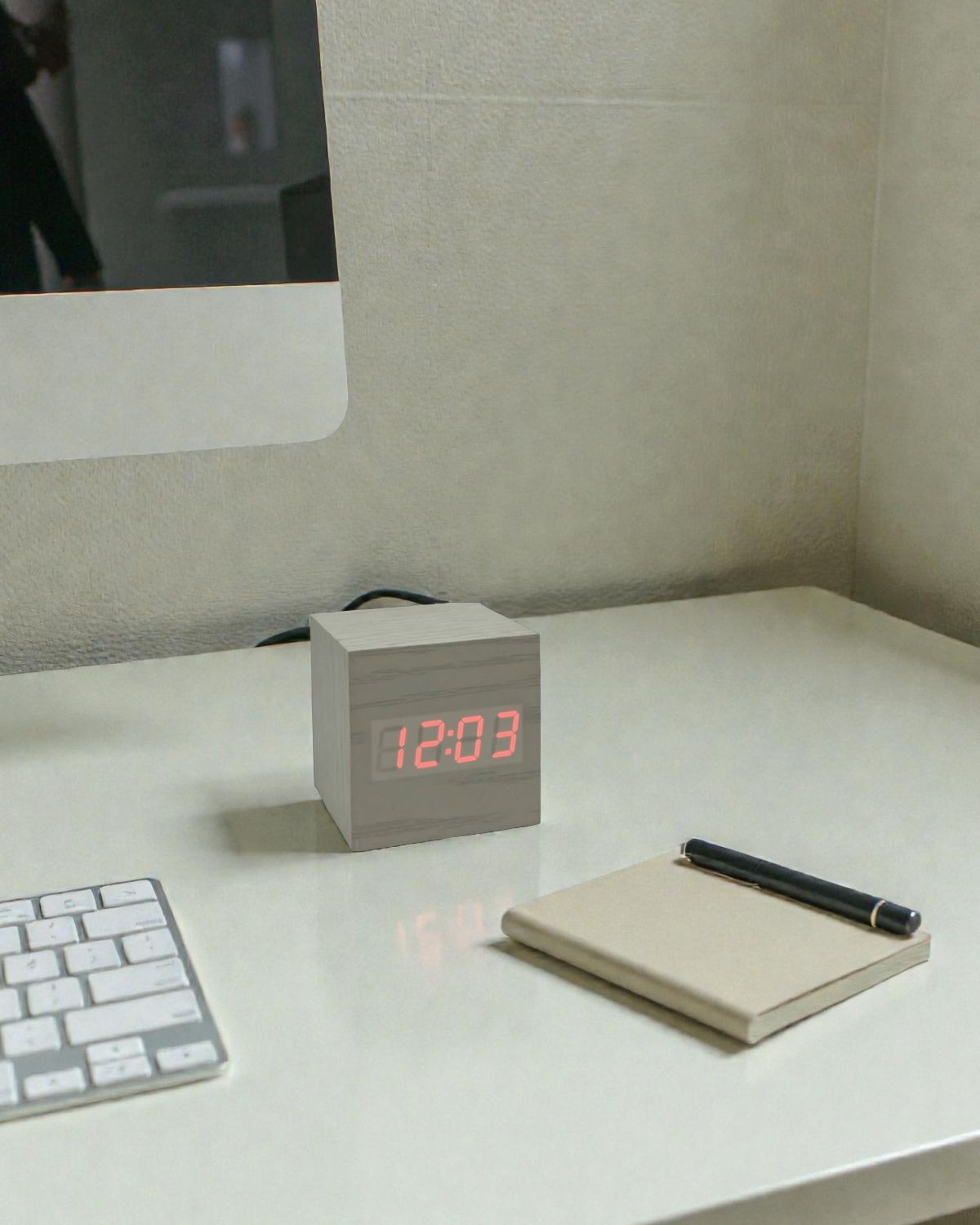 Reloj Despertador Digital De Madera Temperatura Cubo Chico