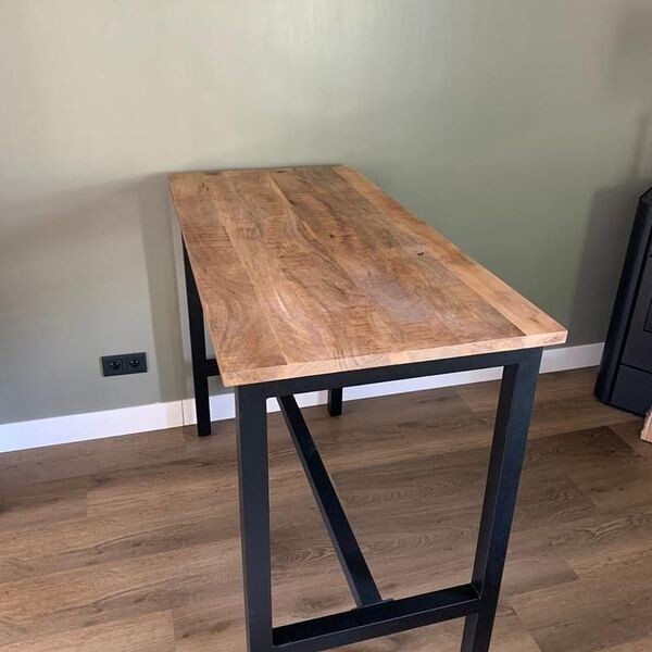 Bartafel mangohout / zwart staal