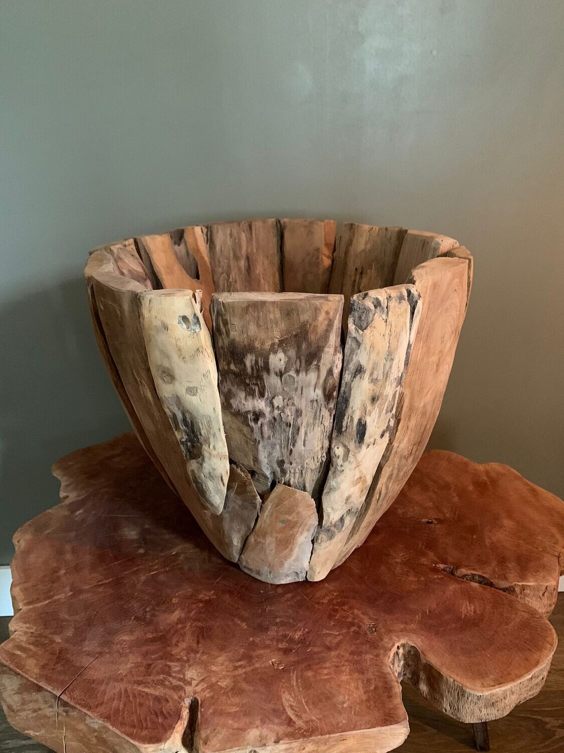Pot / bowl teakhout 35 cm hoog
