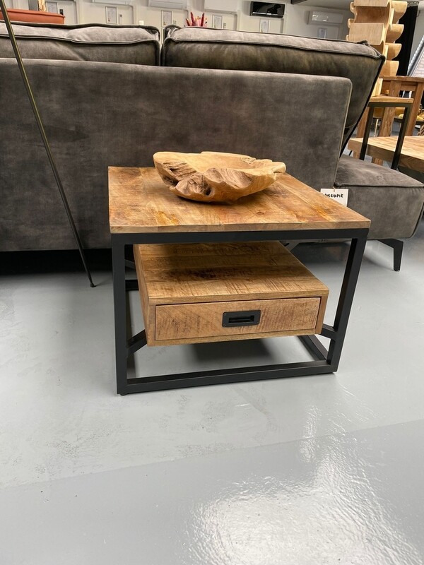 Len bijzettafel 60cm