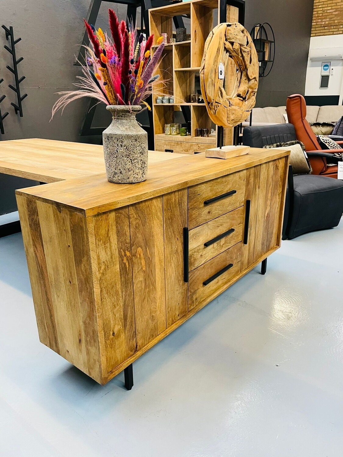 Dressoir Jayden mangohout 155cm