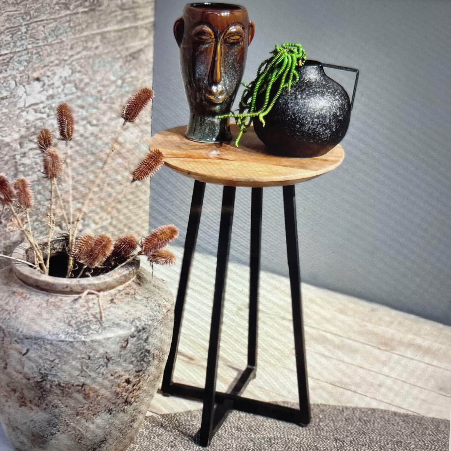 Bijzettafel mangohout / zwart staal