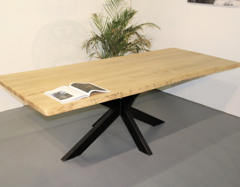 Eettafel eikenhout (rustiek)
