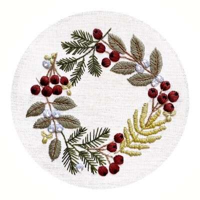 &quot;Rowan and blueberry wreath&quot; Pdf pattern 15cm (6&quot;)