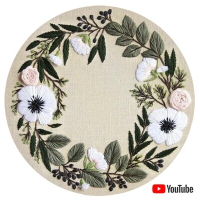 "Anemones and eucalyptus floral wreath" pdf pattern 26 cm (10") + video tutorial