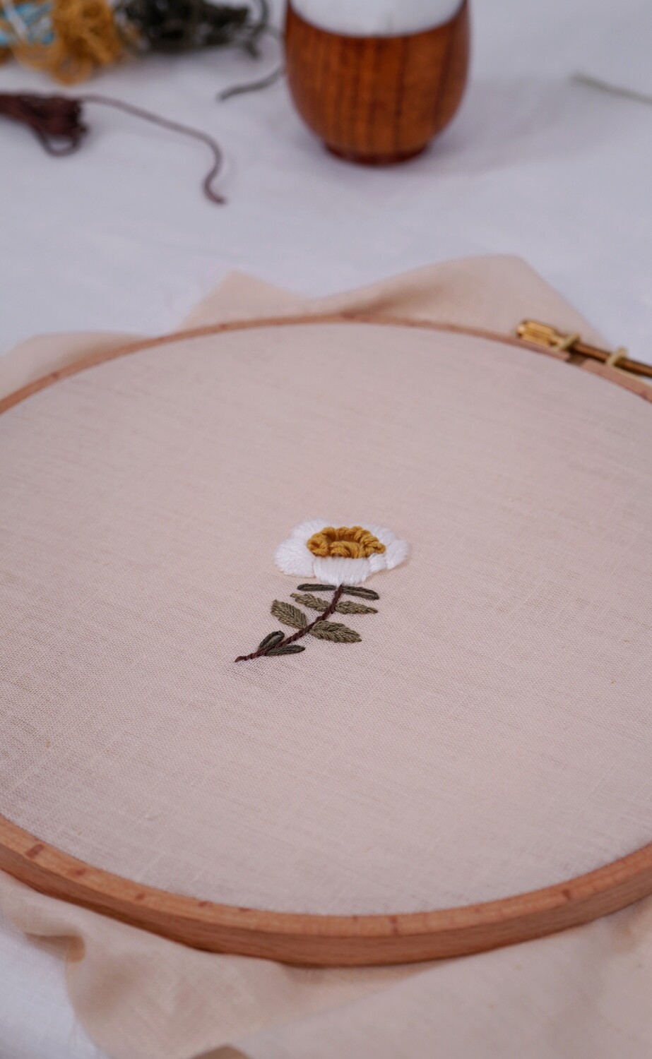 FREE "White camellia" pdf pattern 10 cm (4") + video tutorial